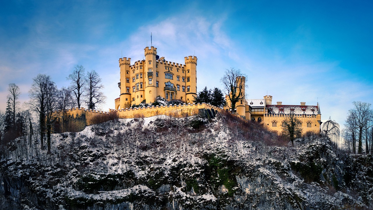 Exploring Hohenschwangau and Neuschwanstein Castle